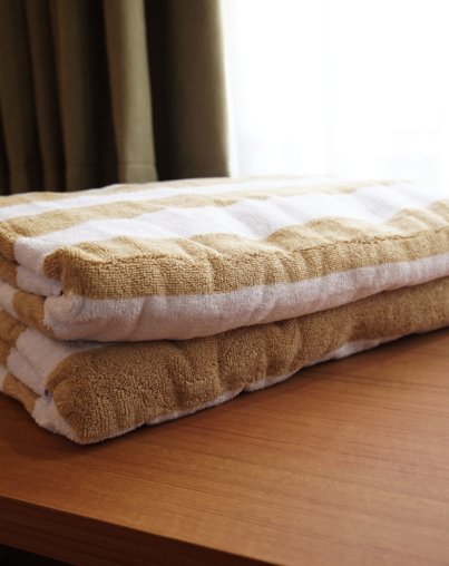 Pool-Towel-White-Camel-Balioz